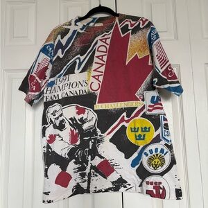 Vintage Canada 1991 Champions Graphic Short Sleeve T-Shirt - Size XL 🏒
